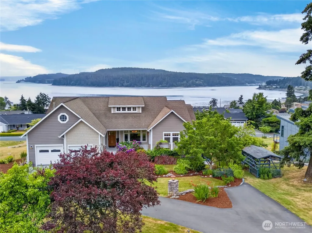 6426 Ivy Street Anacortes WA 98221