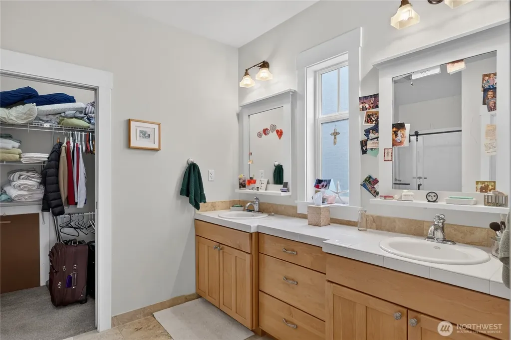 6426 Ivy Street Anacortes WA 98221
