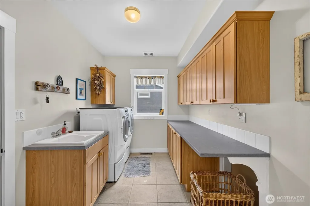 6426 Ivy Street Anacortes WA 98221