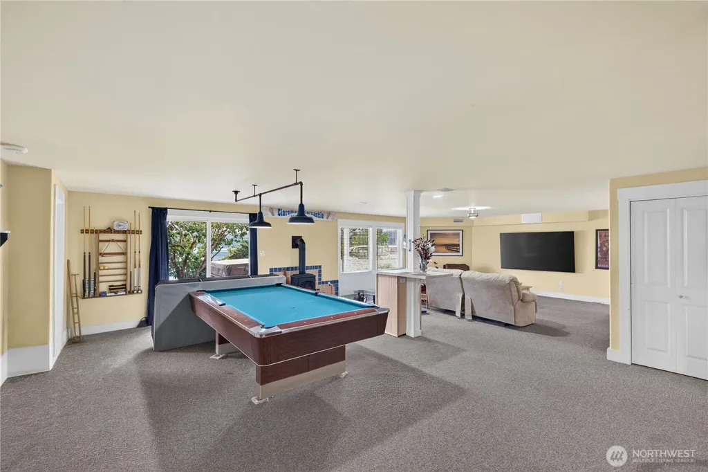 6426 Ivy Street Anacortes WA 98221