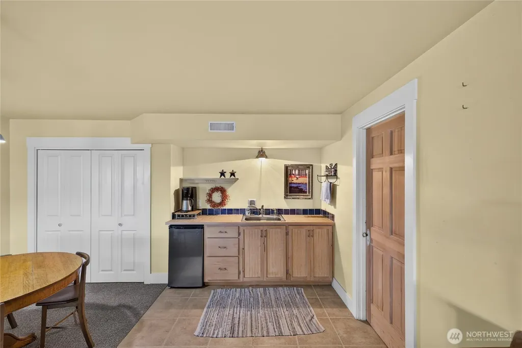6426 Ivy Street Anacortes WA 98221