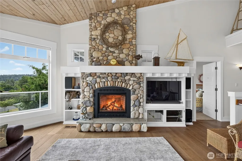 6426 Ivy Street Anacortes WA 98221