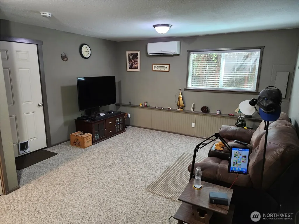 310 Maple Lane Aberdeen WA 98520
