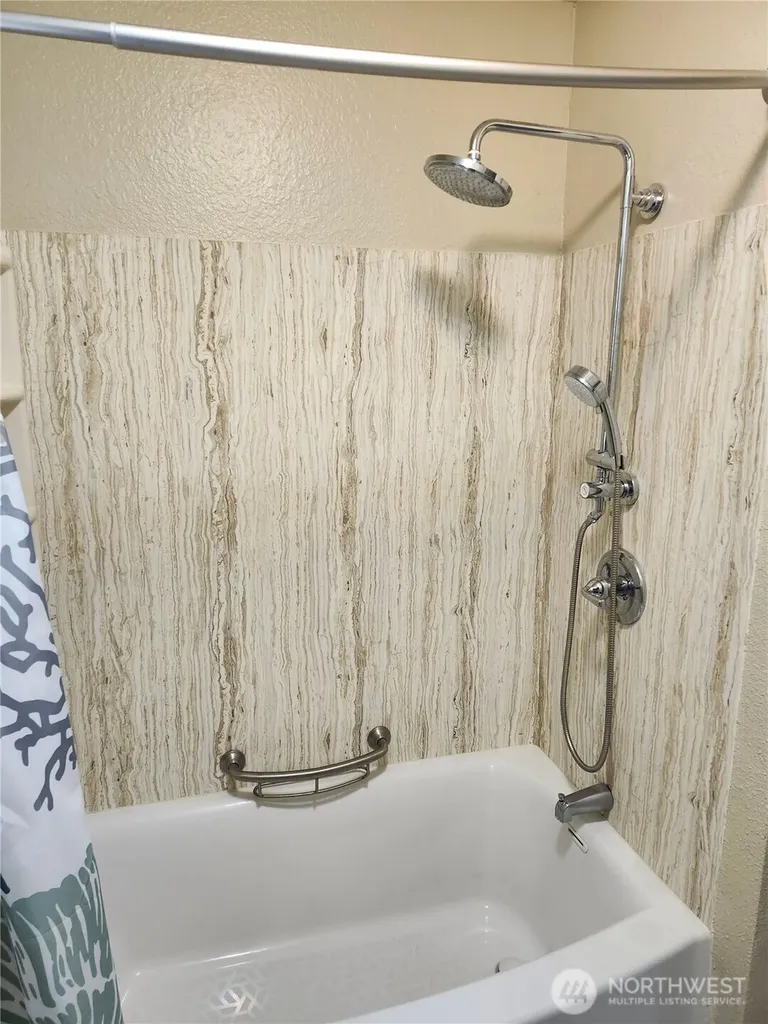 310 Maple Lane Aberdeen WA 98520