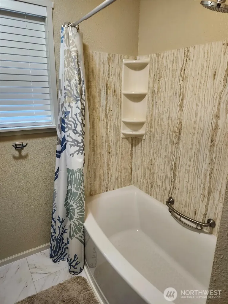 310 Maple Lane Aberdeen WA 98520