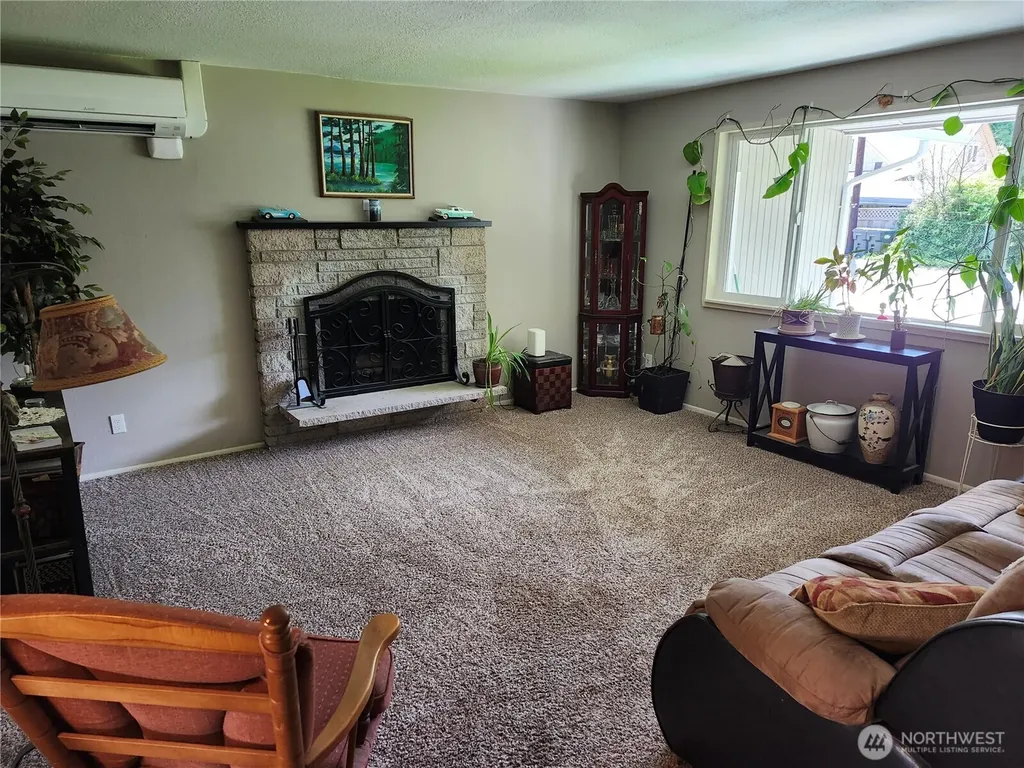310 Maple Lane Aberdeen WA 98520