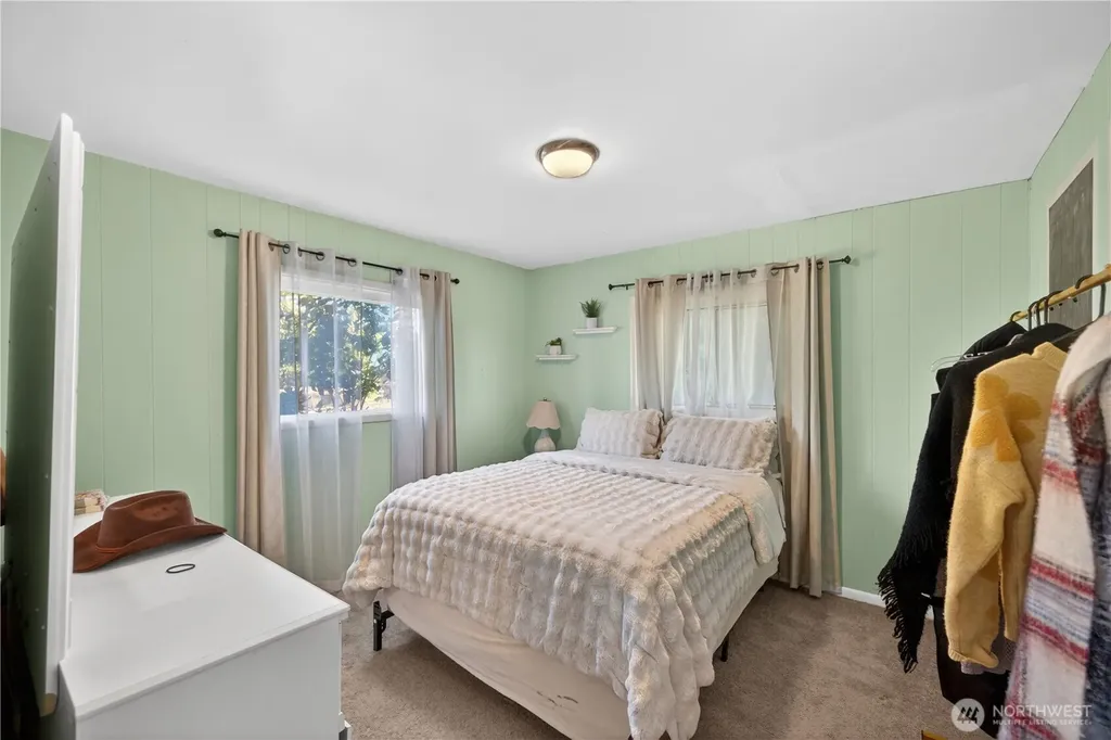 19933 Cook Road Burlington WA 98233