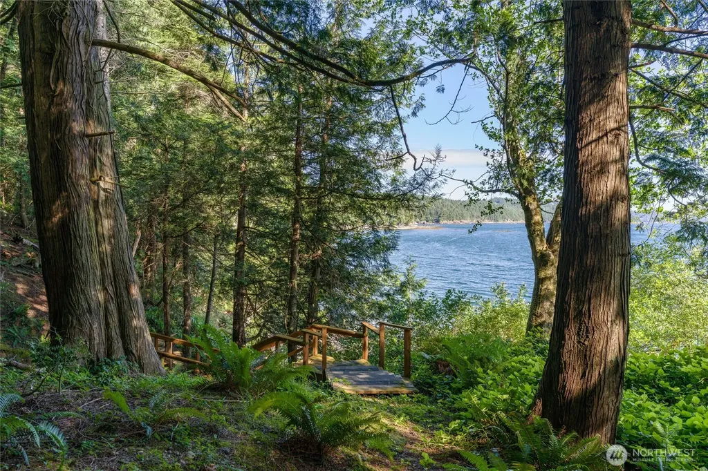2101 Dolphin Bay Road Orcas Island WA 98245