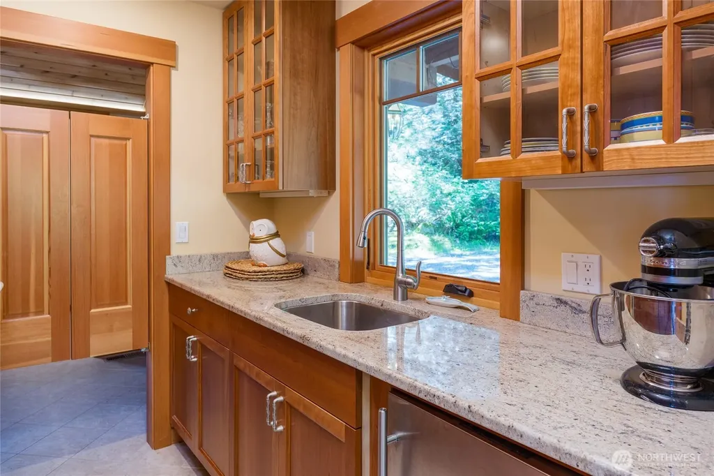 2101 Dolphin Bay Road Orcas Island WA 98245