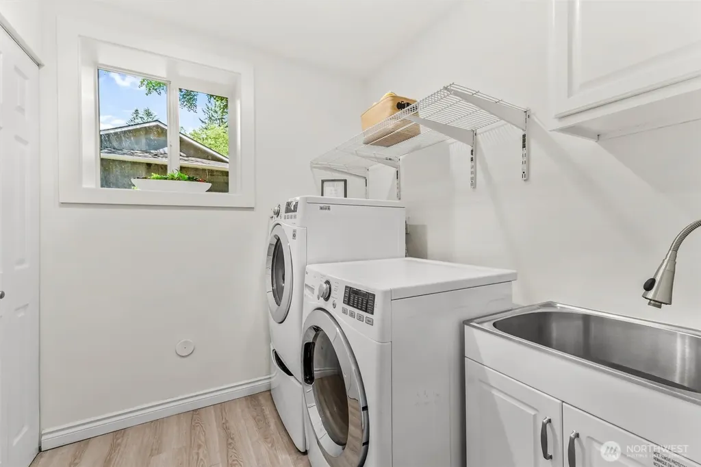 17228 NE 85th Place Redmond WA 98052