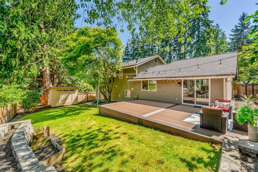17228 NE 85th Place Redmond WA 98052