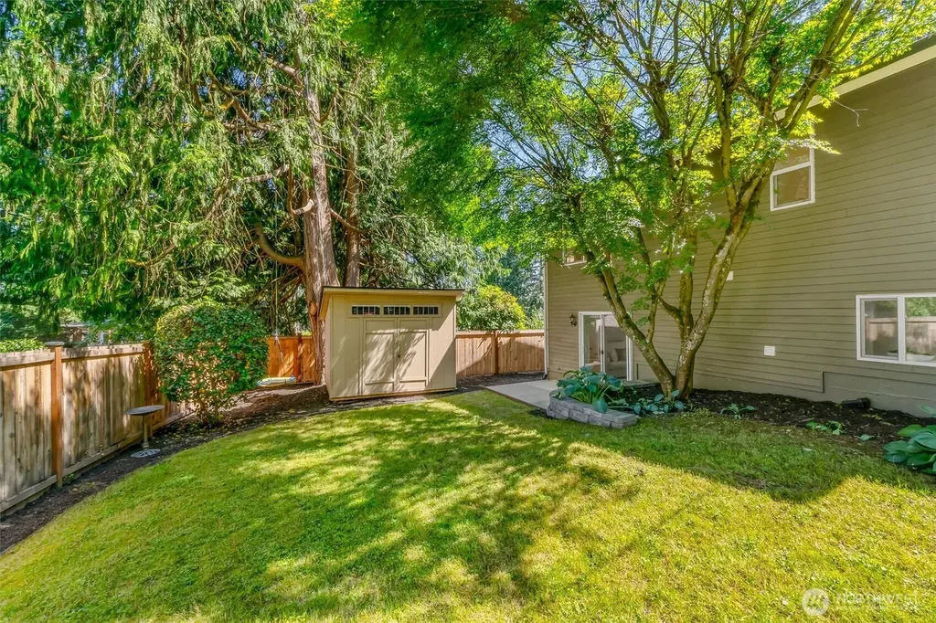 17228 NE 85th Place Redmond WA 98052