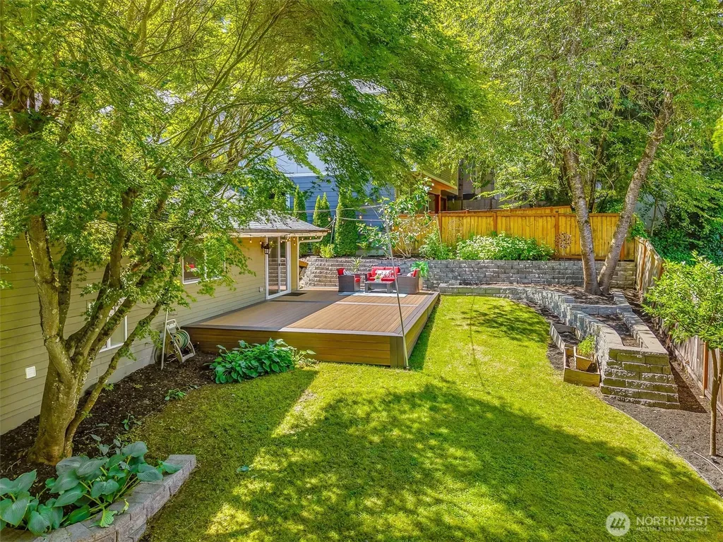 17228 NE 85th Place Redmond WA 98052