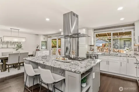 17228 NE 85th Place Redmond WA 98052