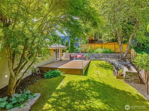 17228 NE 85th Place Redmond WA 98052