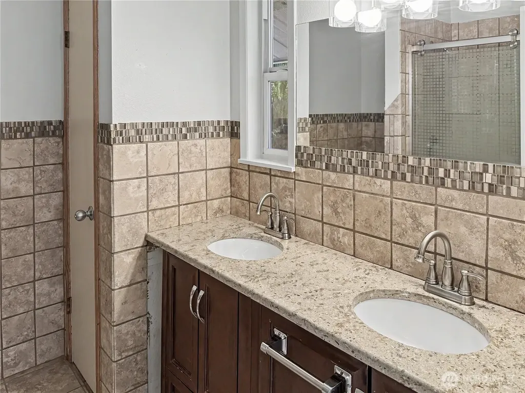 1324 Seneca Street Wenatchee WA 98801