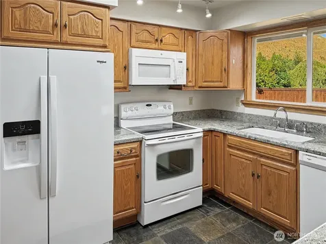 1324 Seneca Street Wenatchee WA 98801