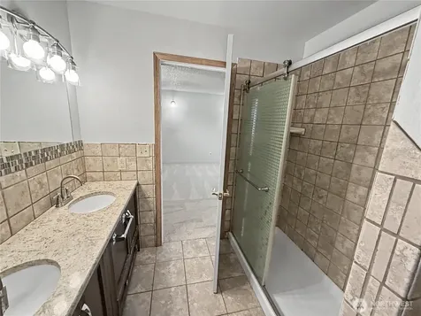 1324 Seneca Street Wenatchee WA 98801