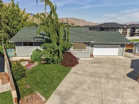 1324 Seneca Street Wenatchee WA 98801