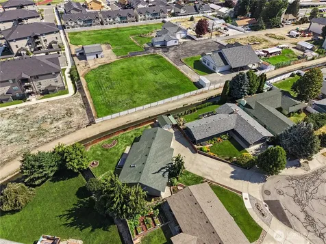 1324 Seneca Street Wenatchee WA 98801