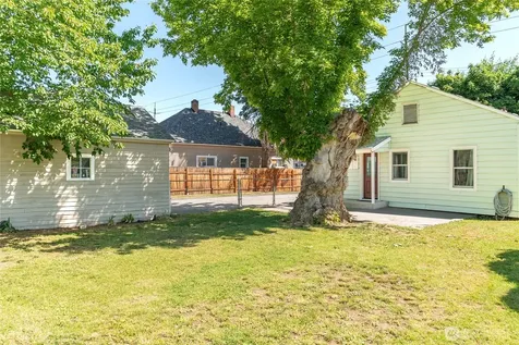 606 S Miller Street Wenatchee WA 98801