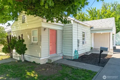 606 S Miller Street Wenatchee WA 98801