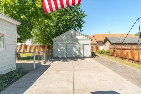 606 S Miller Street Wenatchee WA 98801