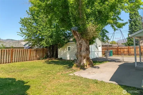 606 S Miller Street Wenatchee WA 98801