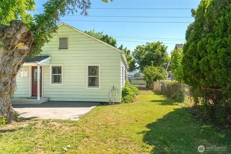 606 S Miller Street Wenatchee WA 98801