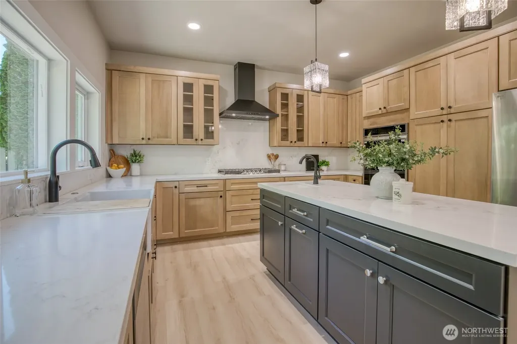 1408 Grays Point Lane Aberdeen WA 98520
