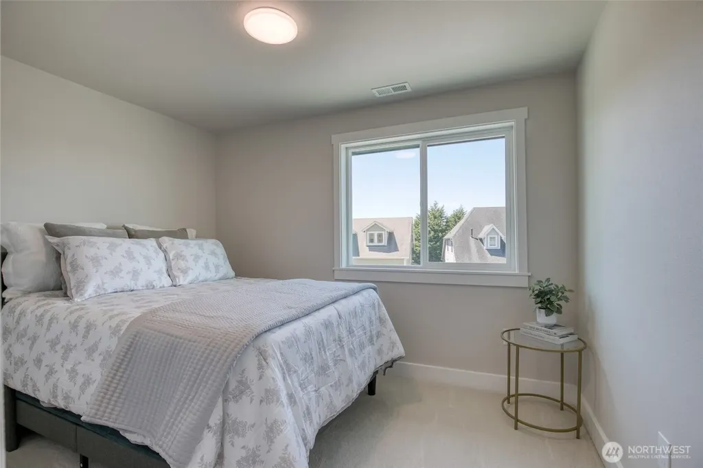 1408 Grays Point Lane Aberdeen WA 98520