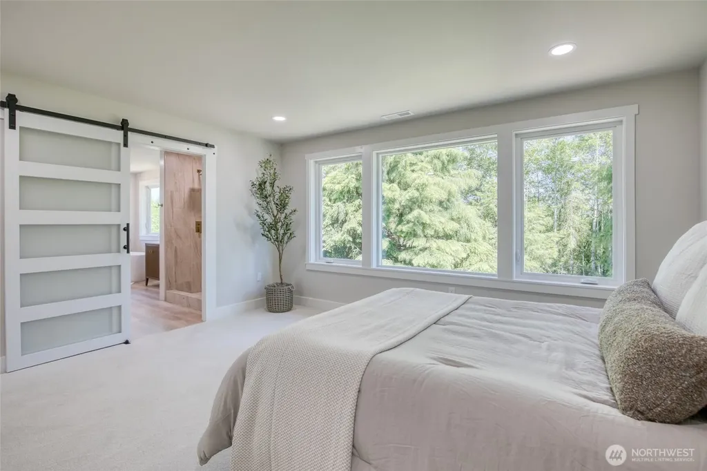 1408 Grays Point Lane Aberdeen WA 98520