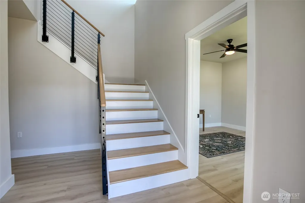 1408 Grays Point Lane Aberdeen WA 98520