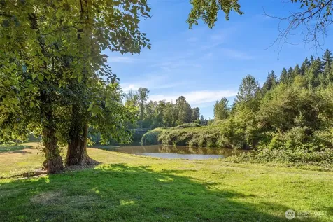 10822 E Riverside Drive Bothell WA 98011