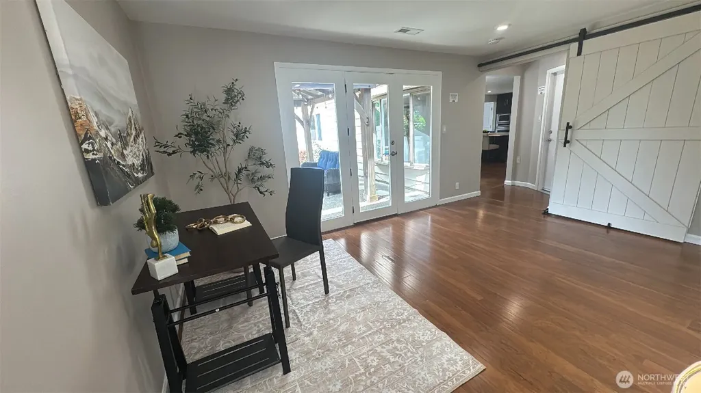 16711 NE 6th Place Bellevue WA 98008