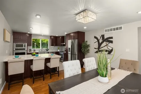 16711 NE 6th Place Bellevue WA 98008