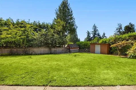 16711 NE 6th Place Bellevue WA 98008