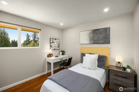 16711 NE 6th Place Bellevue WA 98008