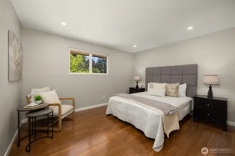 16711 NE 6th Place Bellevue WA 98008