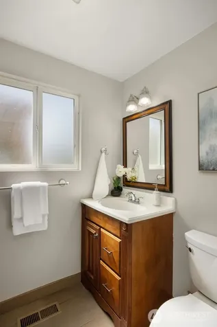 16711 NE 6th Place Bellevue WA 98008