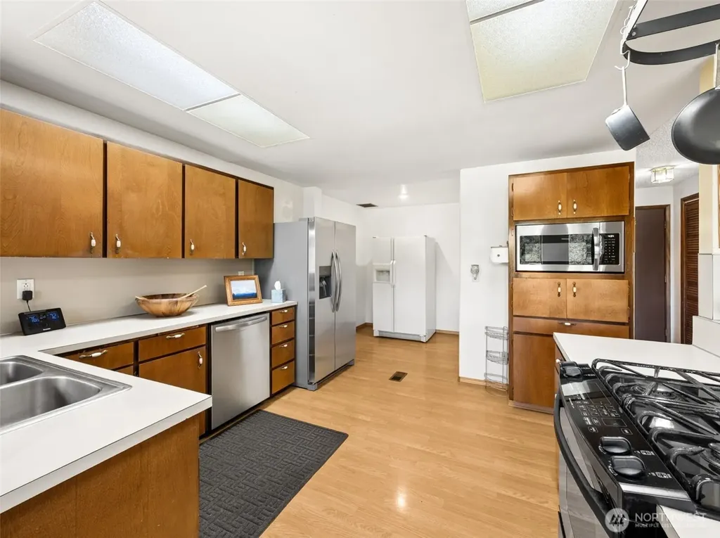 10410 260th Street E Graham WA 98338