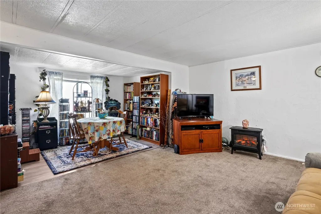 16600 25th Avenue NE Marysville WA 98270