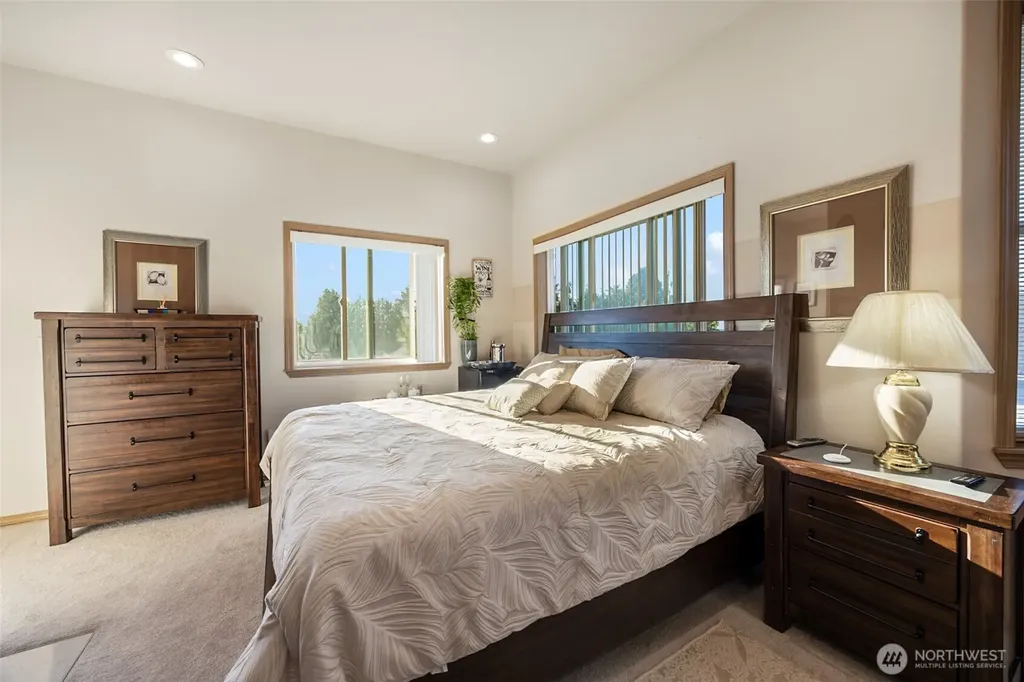 10821 Crestwood Drive S Seattle WA 98178