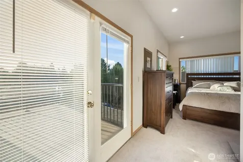 10821 Crestwood Drive S Seattle WA 98178