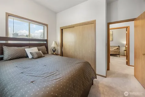 10821 Crestwood Drive S Seattle WA 98178