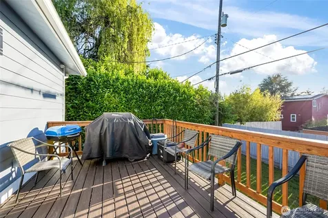 10821 Crestwood Drive S Seattle WA 98178