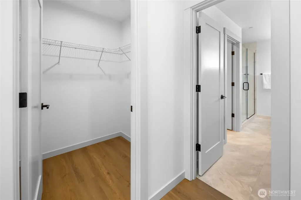 3035 21st Avenue W Seattle WA 98199