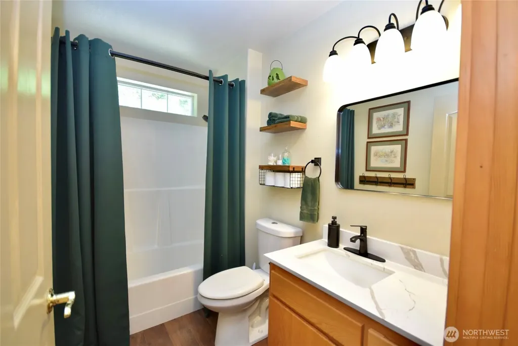 561 Country Acres Lane Sequim WA 98382