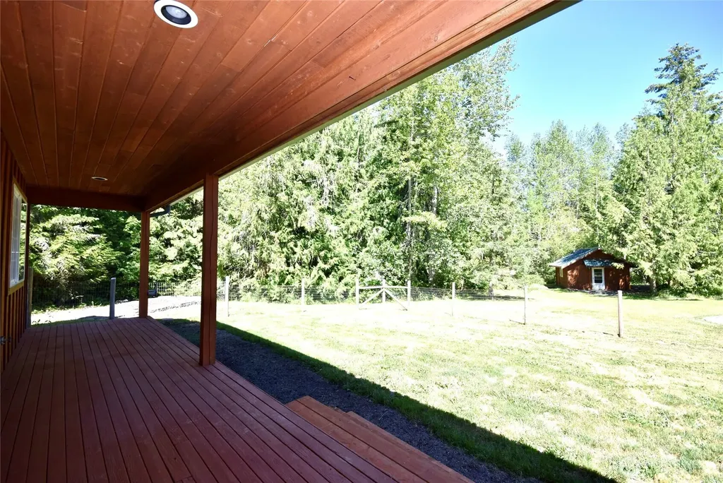 561 Country Acres Lane Sequim WA 98382