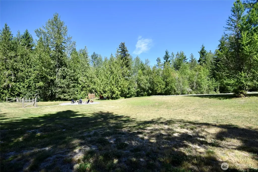 561 Country Acres Lane Sequim WA 98382